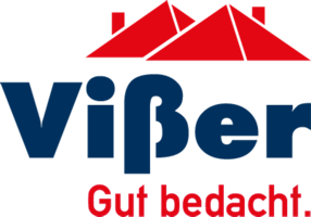 Logo mit dem Text "Vi&szlig;er Gut bedacht" in blauer und roter Schrift, dar&uuml;ber zwei stilisierte rote D&auml;cher.